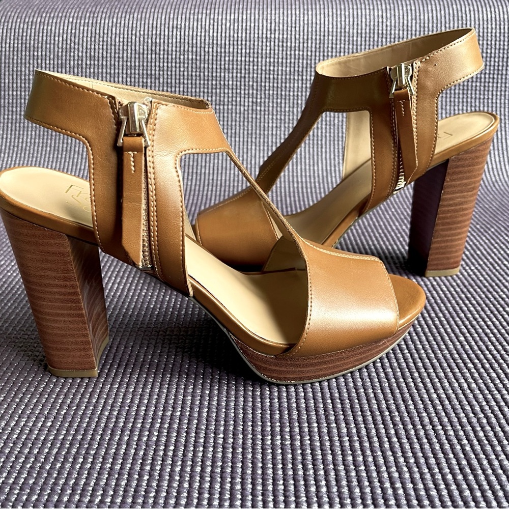 Franco Sarto-platform heels